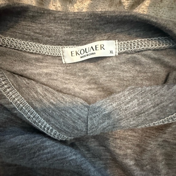 Elegant Grey V-Neck Swim Coverup - Picture 4 of 4